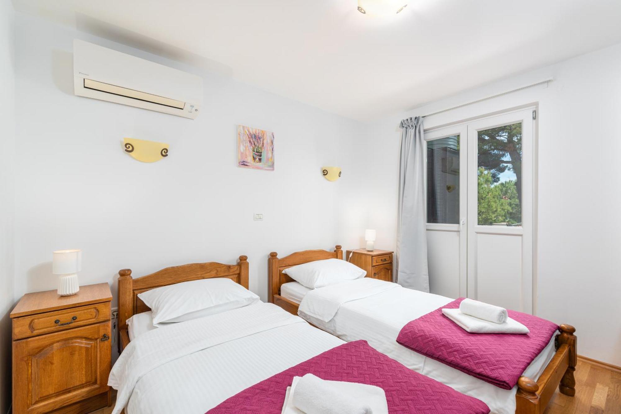 Laco De Pelagius Rooms Новиград Экстерьер фото