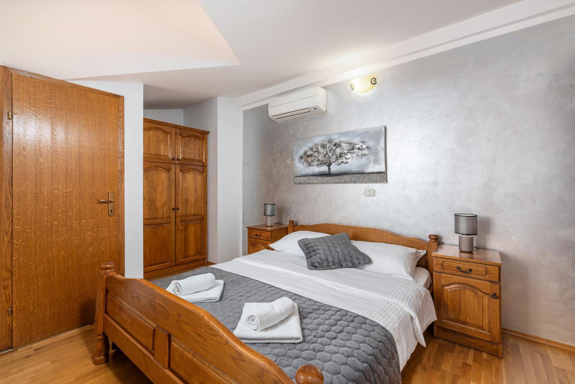 Laco De Pelagius Rooms Новиград Экстерьер фото
